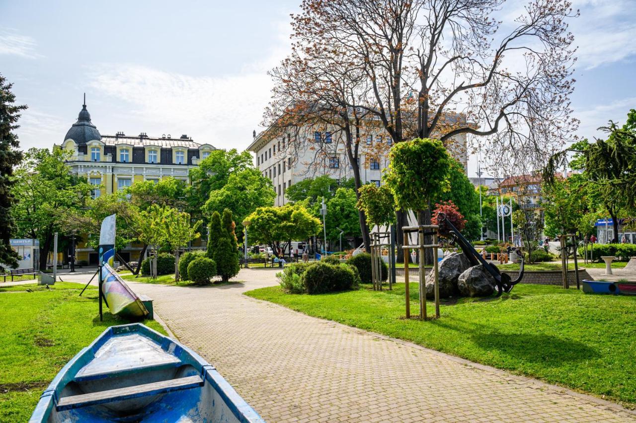 Пацо Hotel Burgas Stad Buitenkant foto